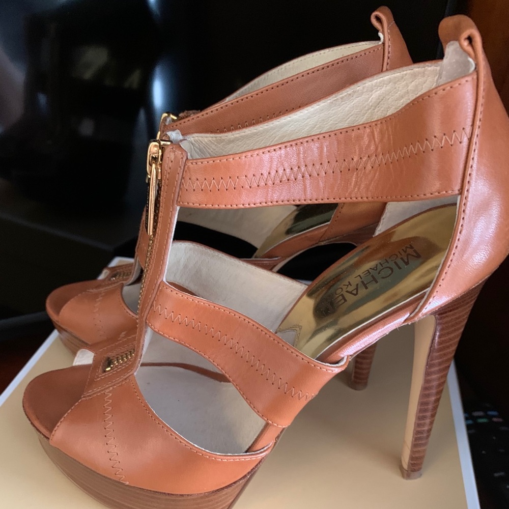 Michael Kors Berkeley Platform